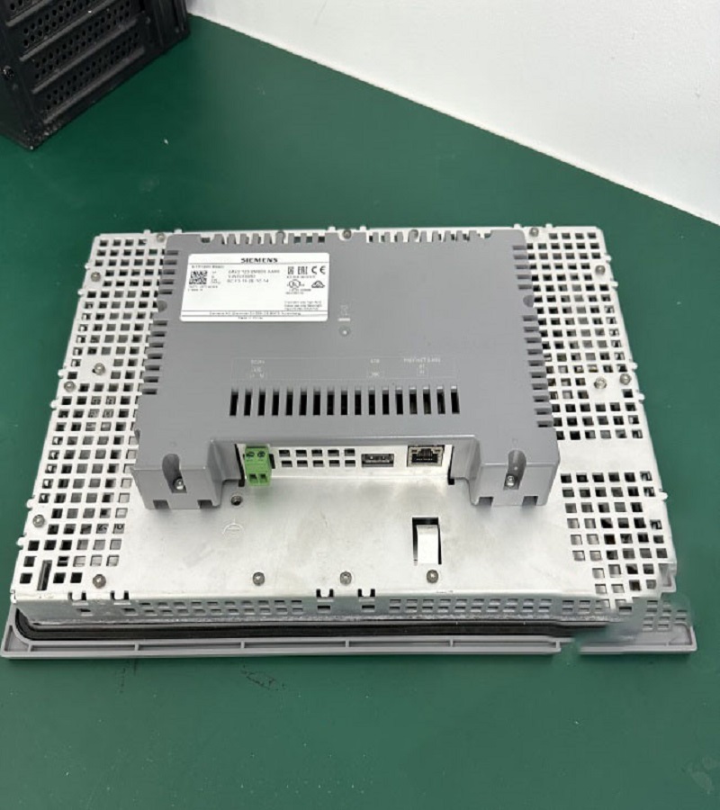 山東煙臺(tái) 西門子觸摸屏TP2200出現(xiàn)畫面無(wú)法轉(zhuǎn)換故障維修 專修