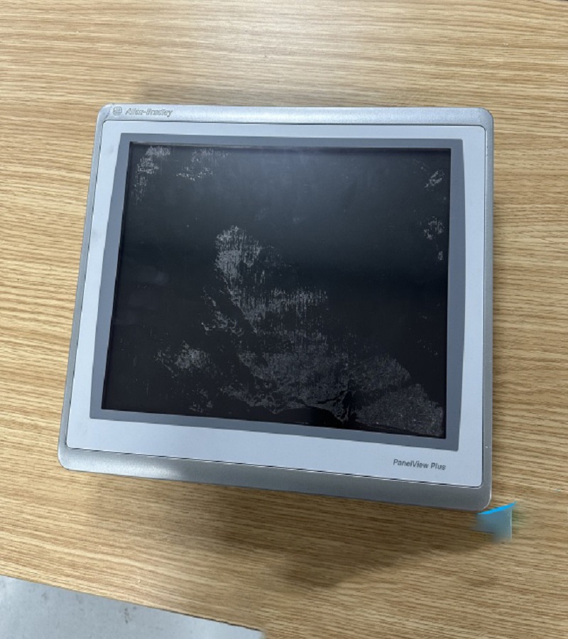 AB羅克韋爾觸摸屏2711P-T12W21D8S無(wú)法開機(jī)無(wú)顯示 無(wú)法進(jìn)入到正常的使用界面 圖像上有雜亂的條紋 通電幾分鐘后屏幕變成藍(lán)屏 觸摸失靈 故障維修 快修  